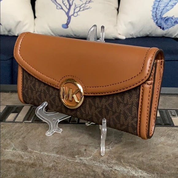 MICHAEL KORS FULTON LG FLP CONTINENTAL WALLET - Picture 3 of 15